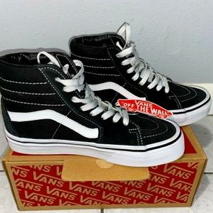 SK8-HI black vans